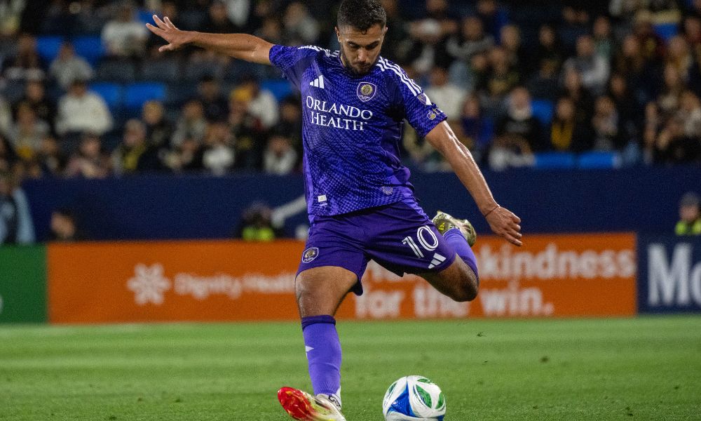 进一步彰显 进一步彰显